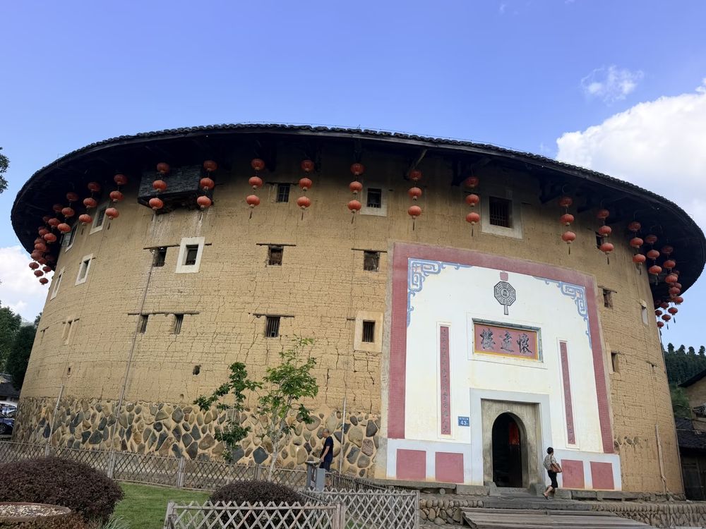 懷遠樓雙環圓樓